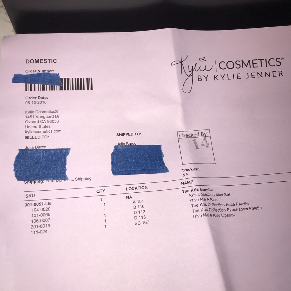 Kylie cosmetics x Kris Jenner face palette